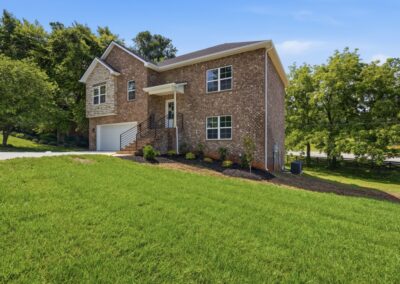 1205 Buckingham Place (3) Nicholas Construction, Home Builders Clarksville TN 8.7.26 (1366x768)